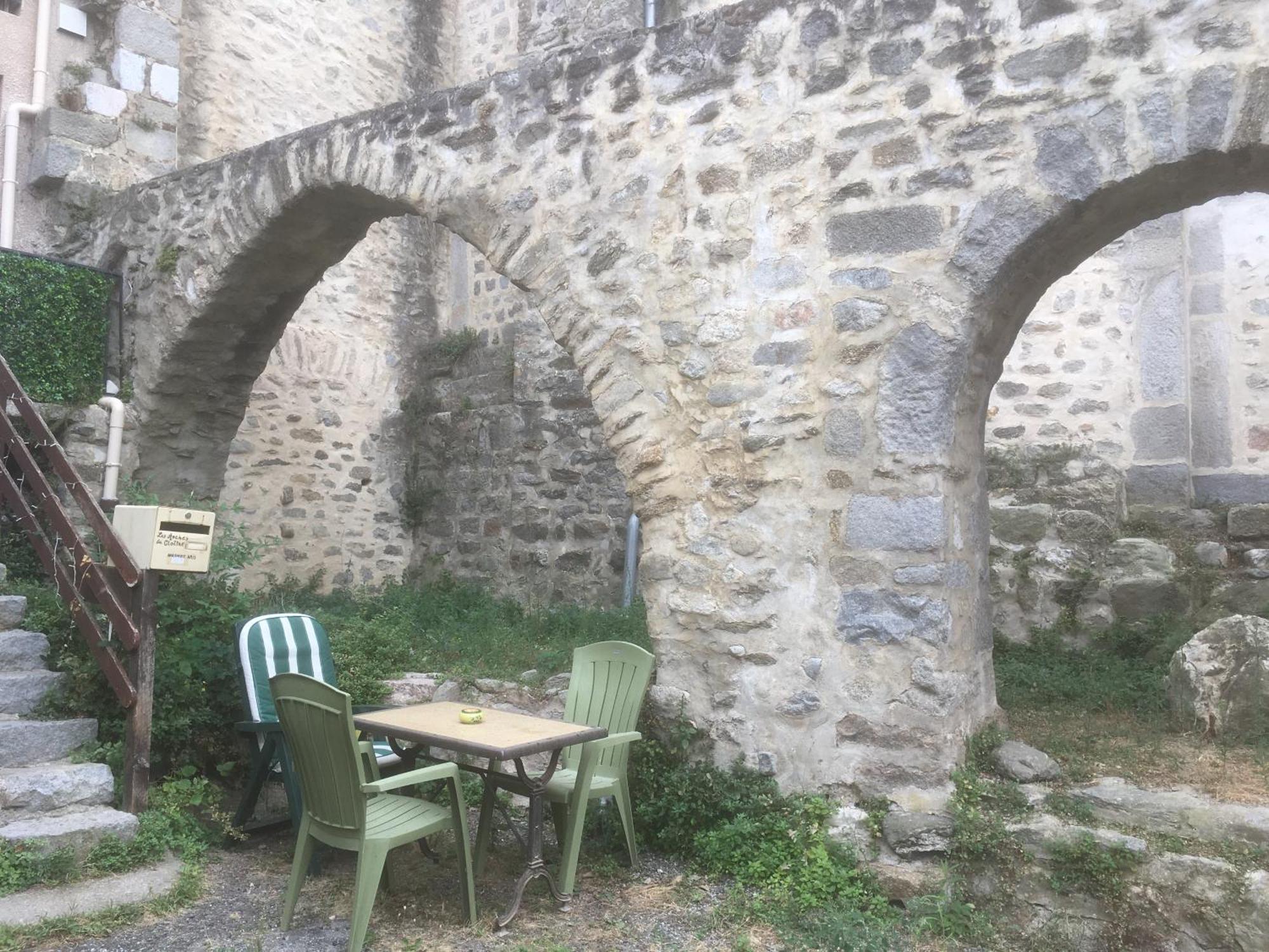 Апартаменты Les Arches Du Cloitre Corneilla-de-Conflent Экстерьер фото